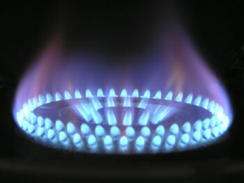 Spanish Energy, Utilities & Fuel Translation & Interpreting Services Flame